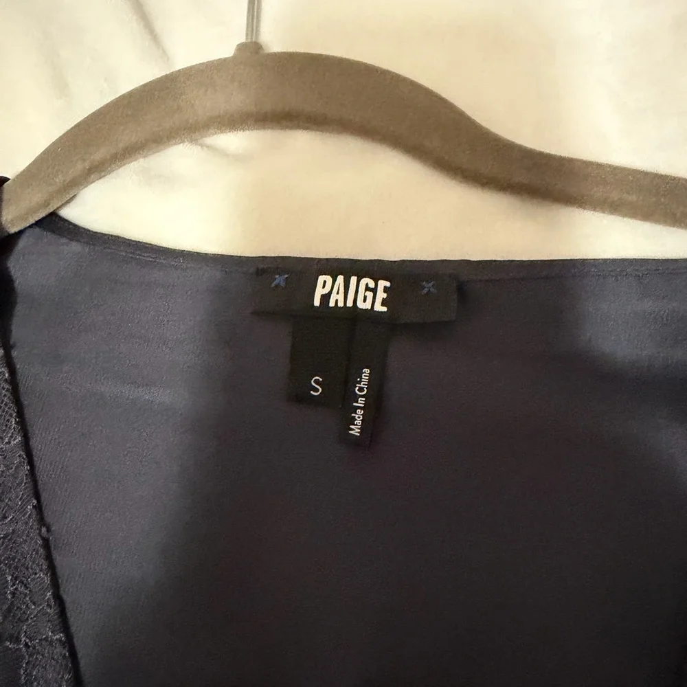 Paige Charcoal & Black Lace Trim Satin Blouse Women’s Small - Picture 3 of 4
